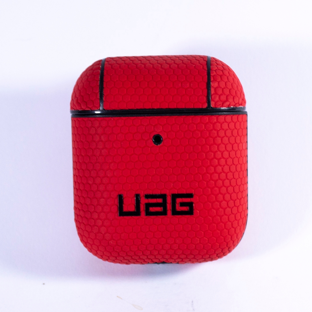 UAG AIRPODS HARD COVER