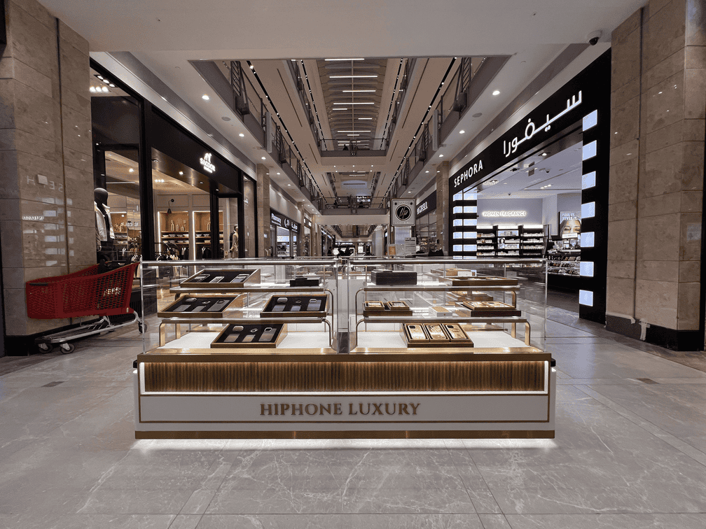 HiPhone Luxury - Abu Dhabi image 1